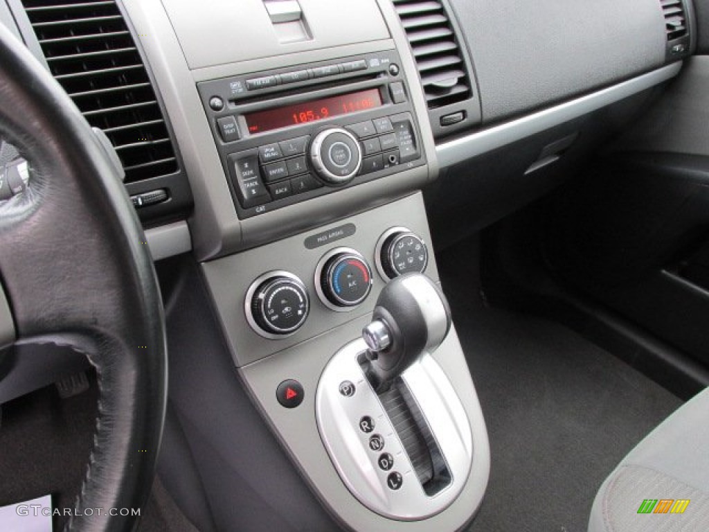 2010 Nissan Sentra 2.0 SR Xtronic CVT Automatic Transmission Photo #77206303