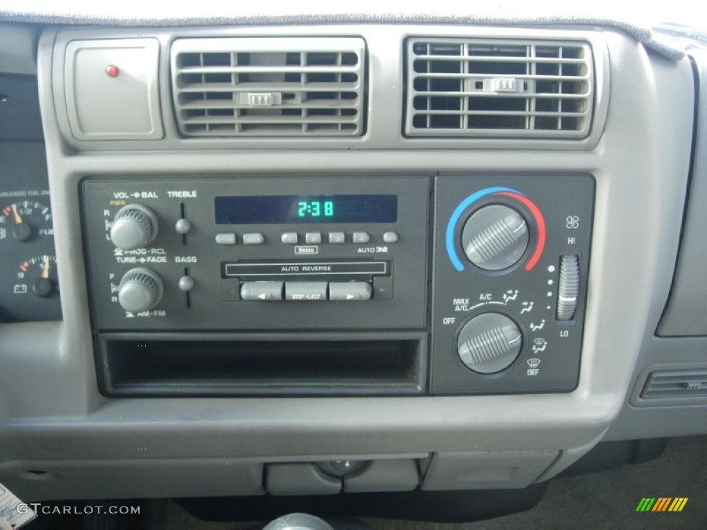 1996 S10 LS Extended Cab - Radar Blue Metallic / Graphite photo #3