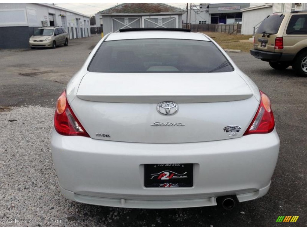 2005 Solara SE Coupe - Arctic Frost Pearl White / Dark Stone photo #6