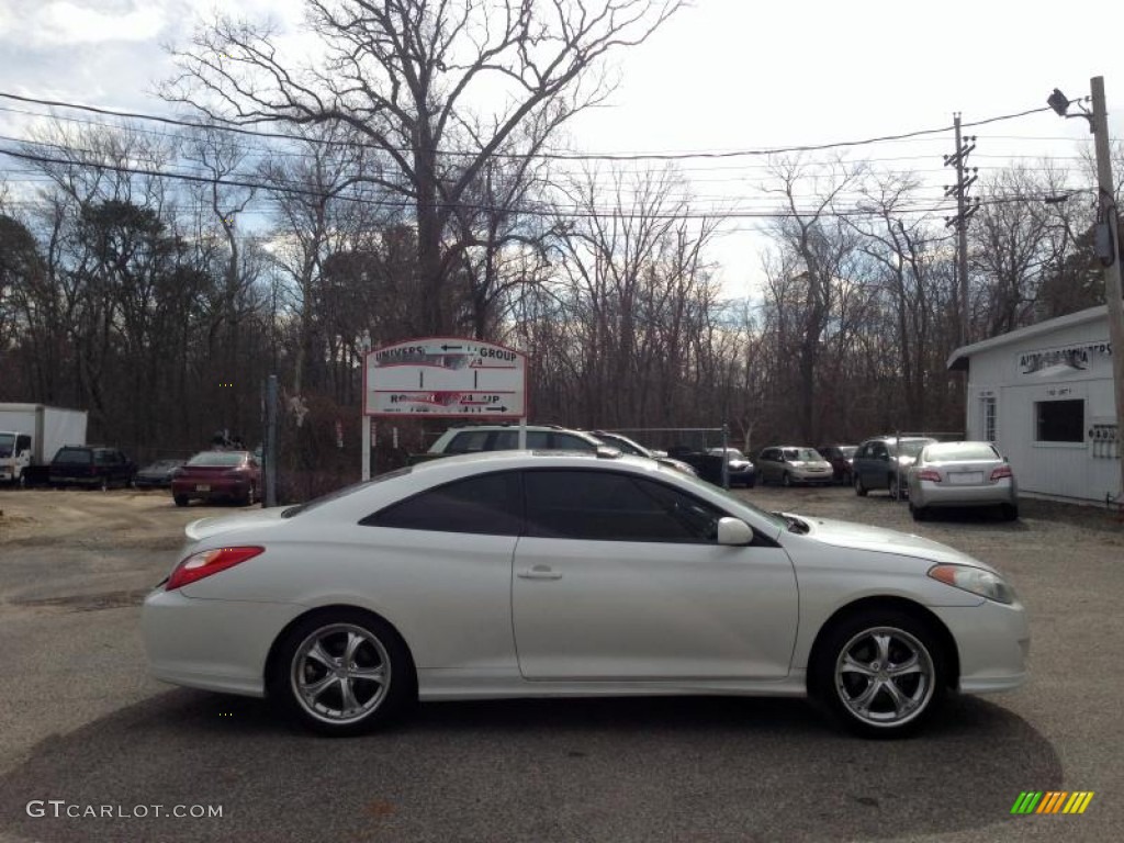 2005 Solara SE Coupe - Arctic Frost Pearl White / Dark Stone photo #8
