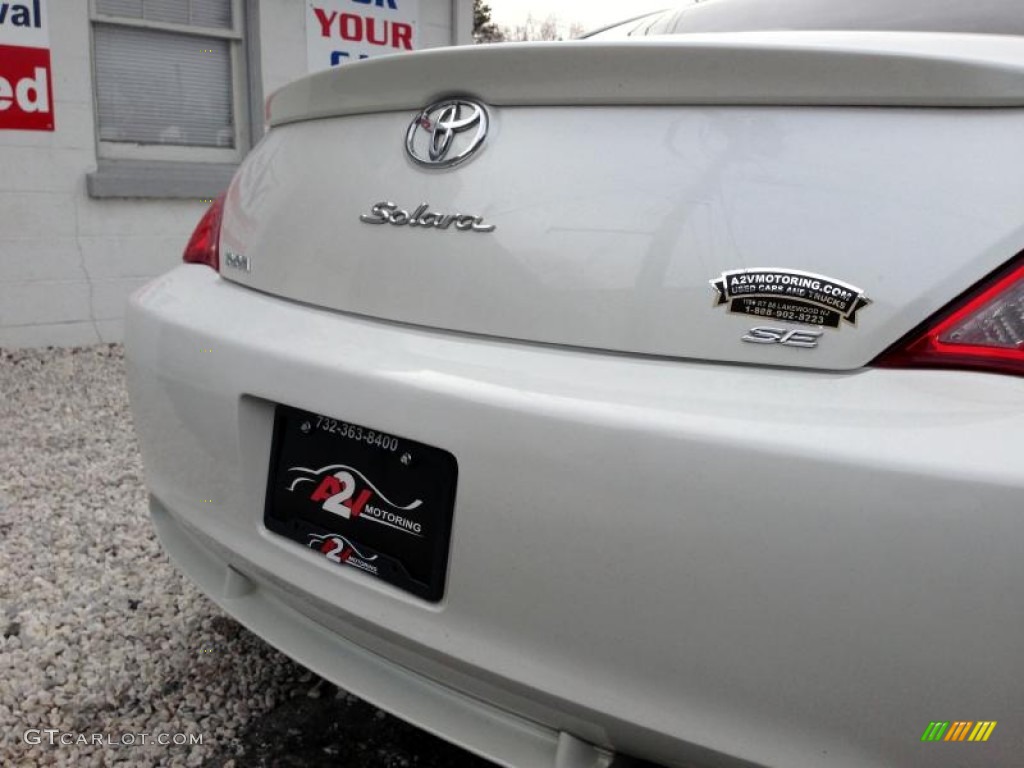 2005 Solara SE Coupe - Arctic Frost Pearl White / Dark Stone photo #14