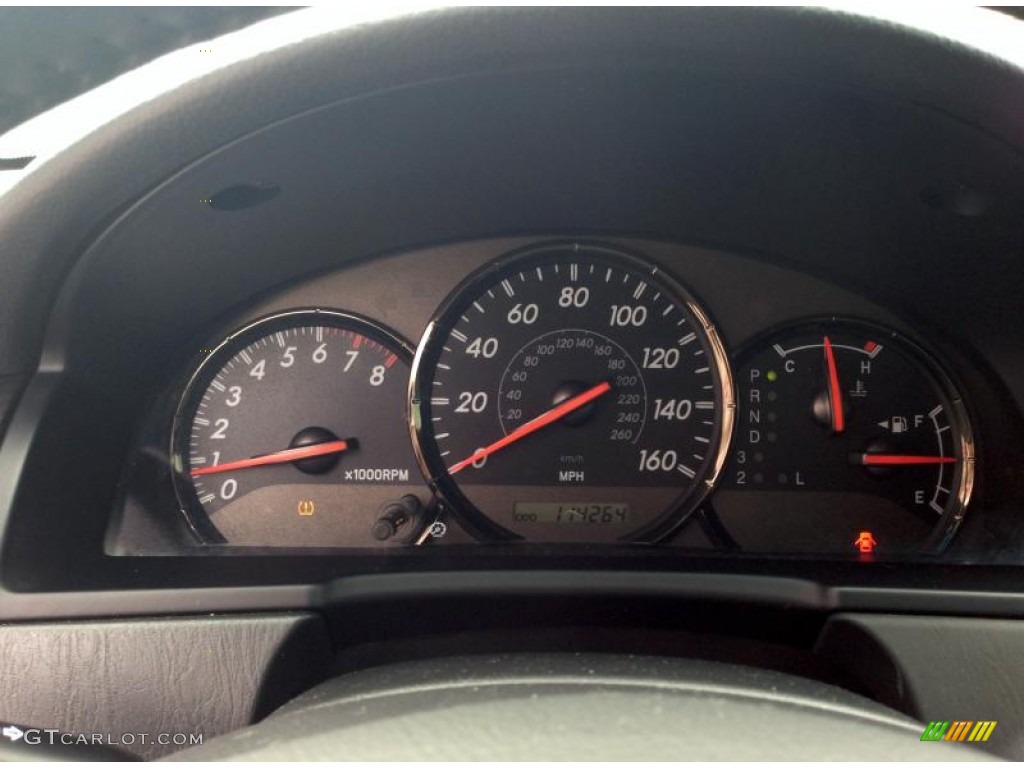 2005 Solara SE Coupe - Arctic Frost Pearl White / Dark Stone photo #25