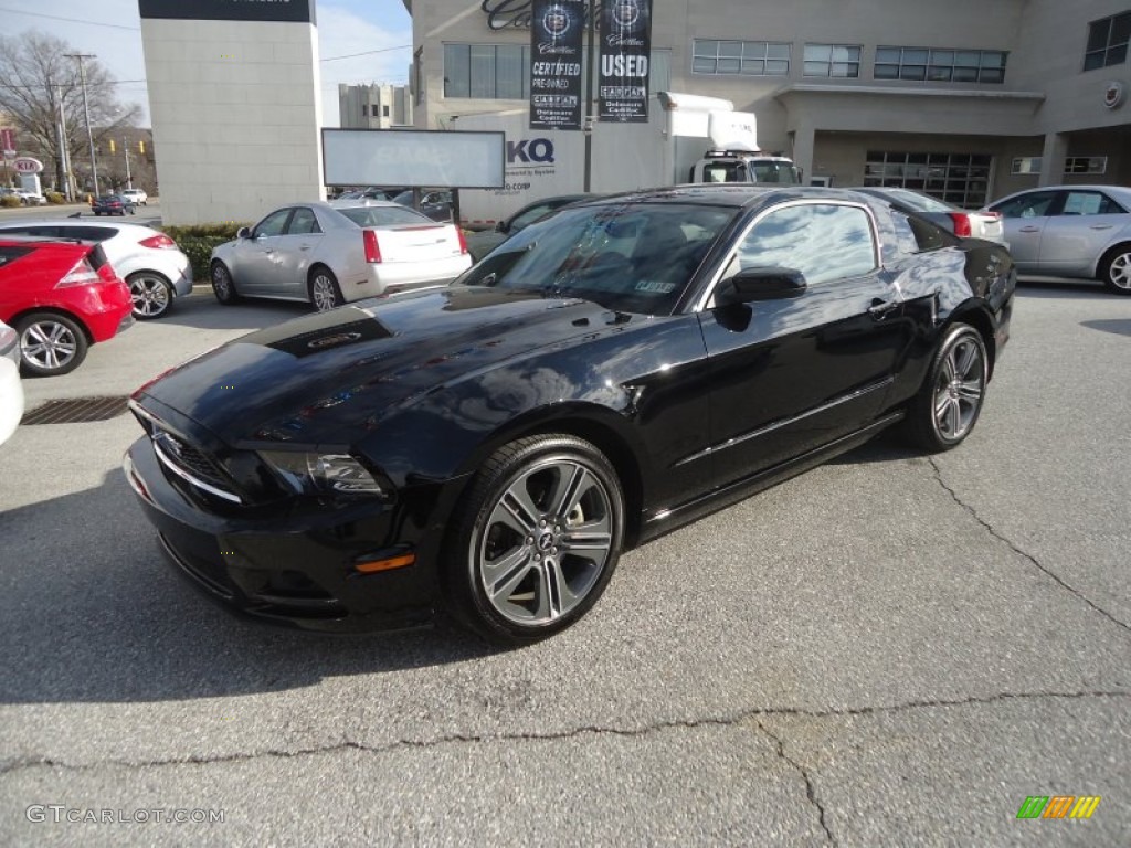 Black 2013 Ford Mustang V6 Coupe Exterior Photo #77208677