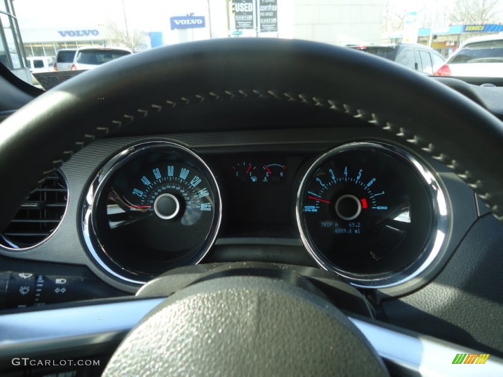 2013 Ford Mustang V6 Coupe Gauges Photo #77209121