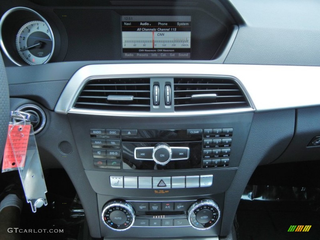 2013 Mercedes-Benz C 250 Sport Controls Photo #77210350
