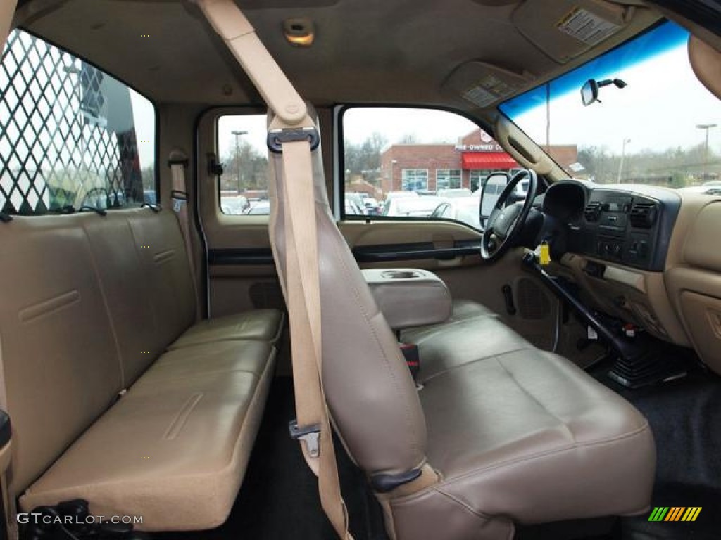 2006 Ford F550 Super Duty XL SuperCab 4x4 Stake Truck Interior Color Photos