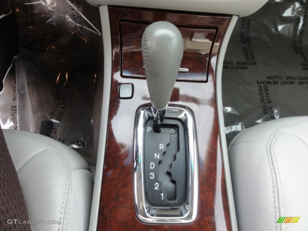 2008 Buick Lucerne CXL Transmission Photos