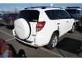 Super White - RAV4 I4 Photo No. 2