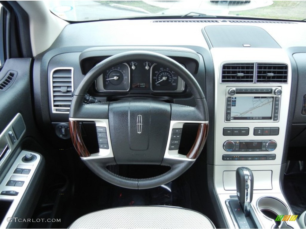 2010 Lincoln MKX Limited Edition AWD Dashboard Photos