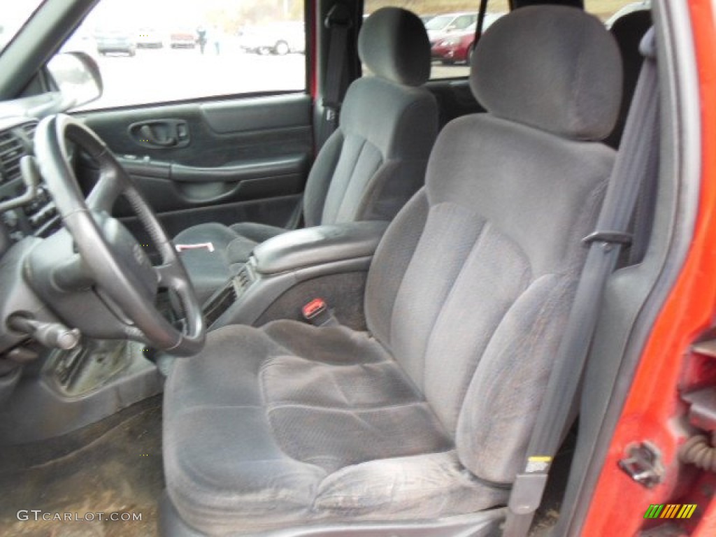 2000 Chevrolet Blazer LS 4x4 Front Seat Photo #77213255