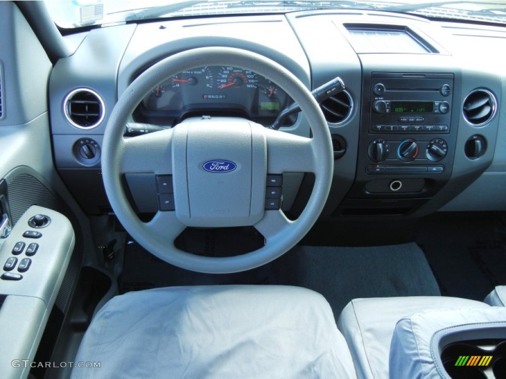 2006 F150 XLT SuperCrew - Silver Metallic / Medium/Dark Flint photo #20