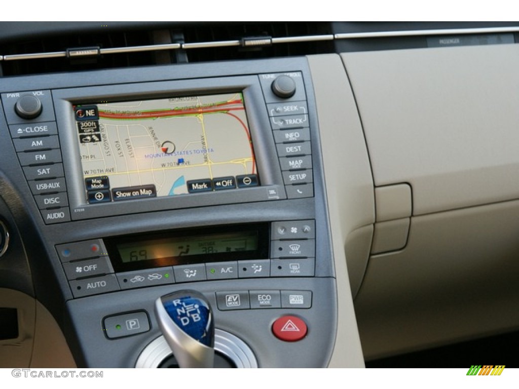 2013 Prius Four Hybrid - Nautical Blue Metallic / Bisque photo #6