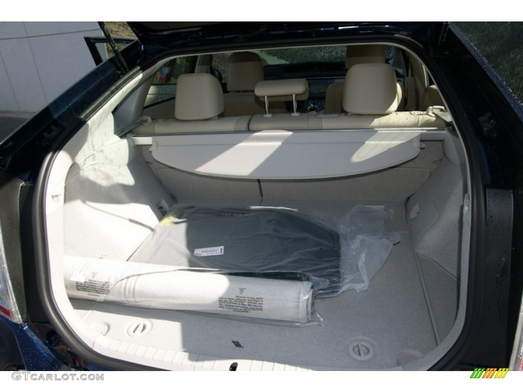 2013 Prius Four Hybrid - Nautical Blue Metallic / Bisque photo #8