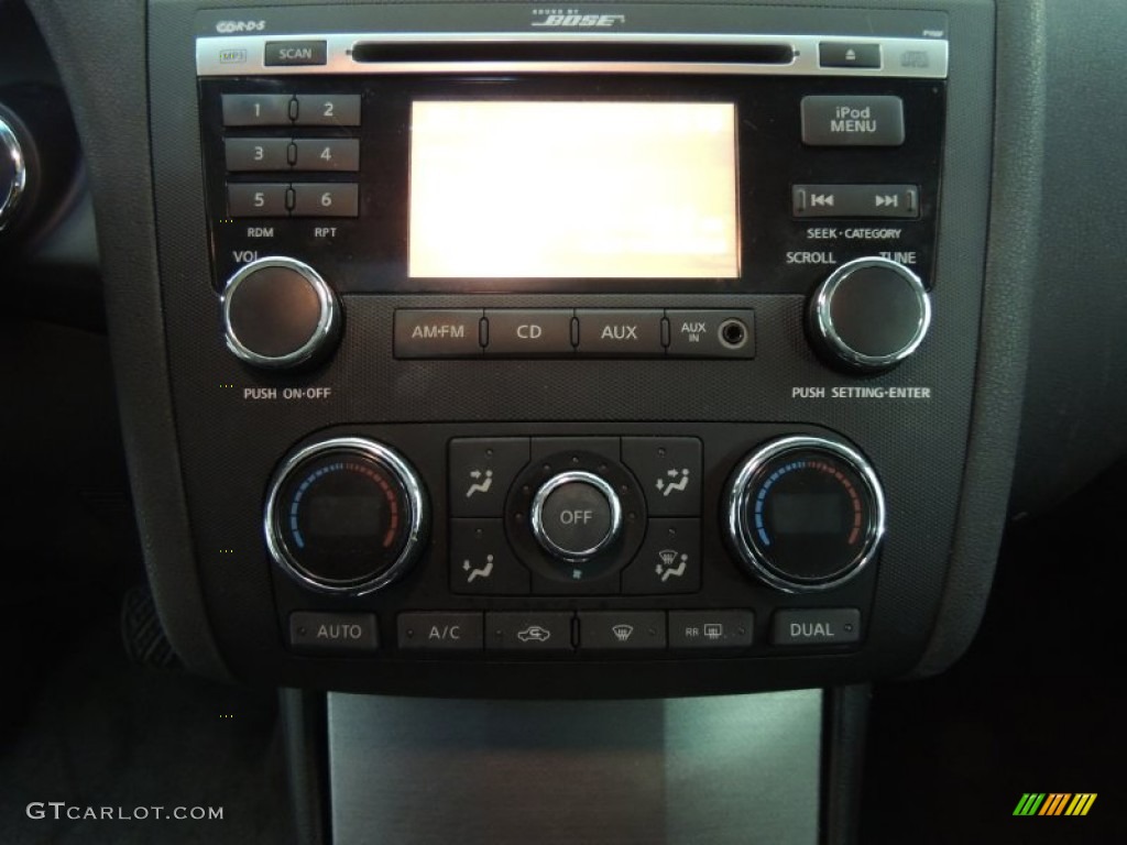 2011 Nissan Altima 2.5 S Coupe Controls Photos