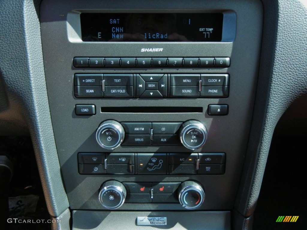 2013 Ford Mustang GT Premium Convertible Controls Photo #77215553