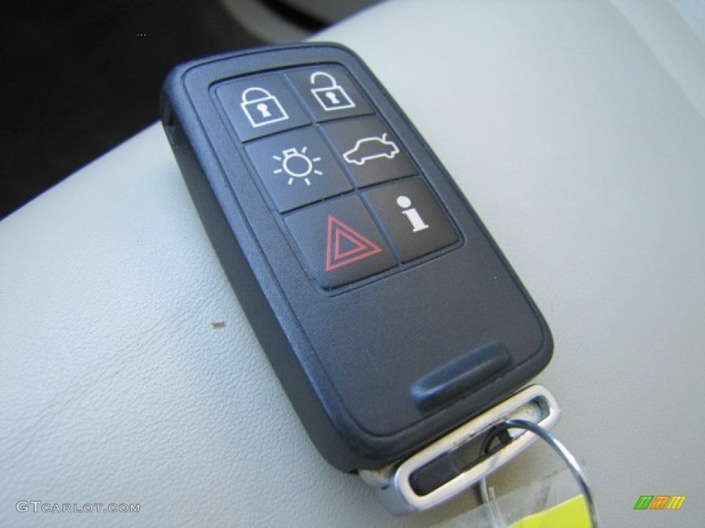 2011 Volvo S60 T6 AWD Keys Photos