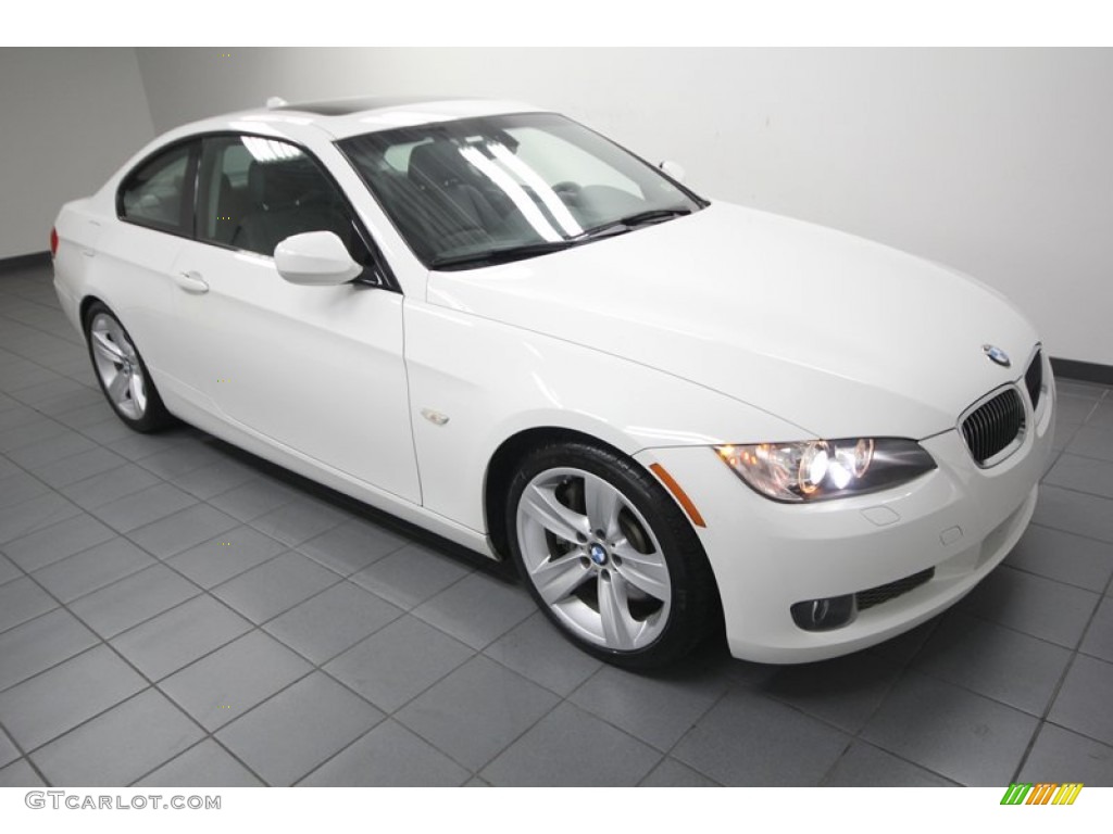 2010 3 Series 335i Coupe - Alpine White / Black photo #9