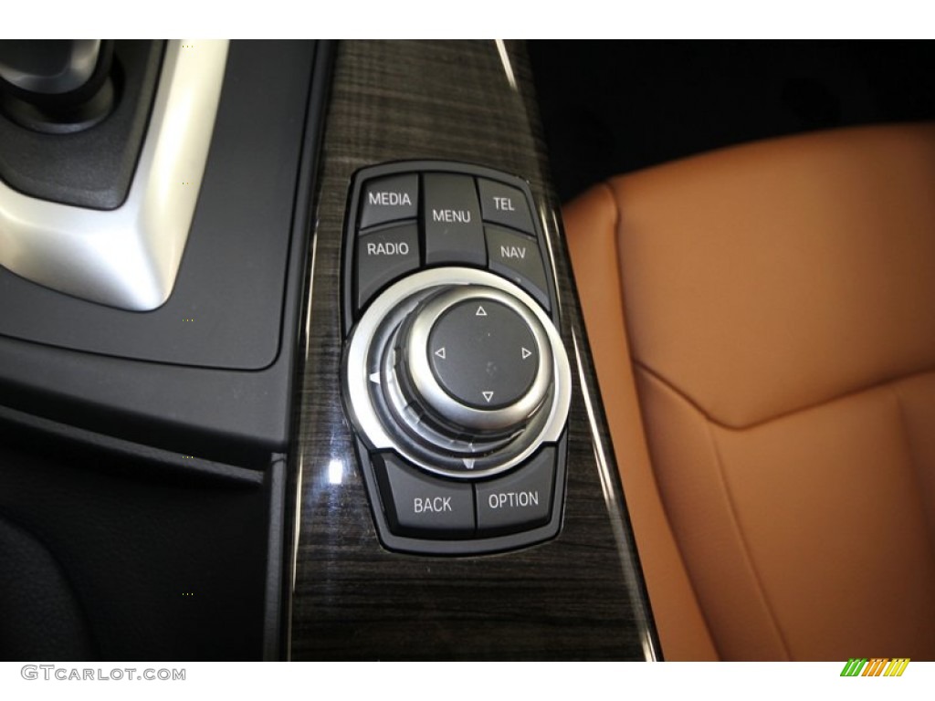 2012 BMW 3 Series 328i Sedan Controls Photo #77217557