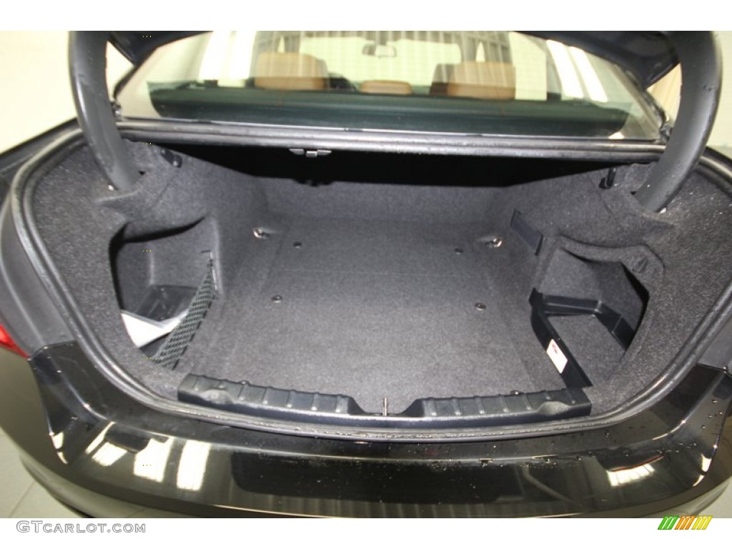 2012 BMW 3 Series 328i Sedan Trunk Photo #77217590