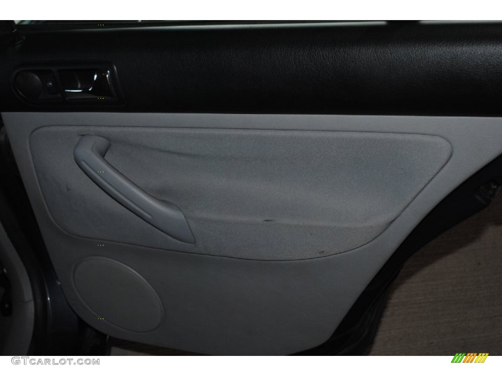 2004 Golf GL 4 Door - Blue Anthracite Metallic / Grey photo #21