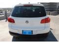 Candy White - Tiguan SE Photo No. 8