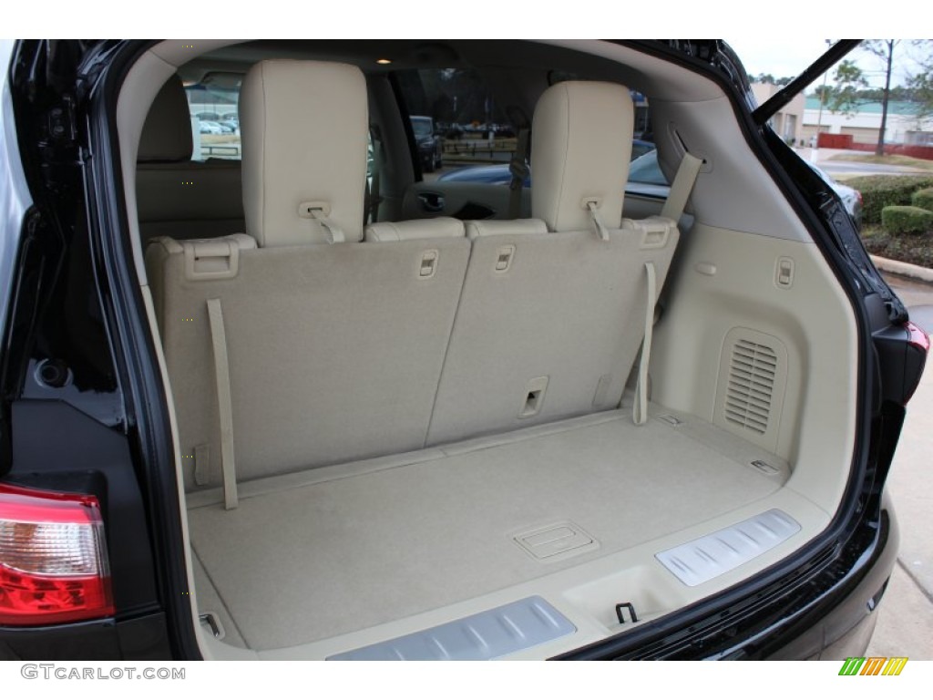2013 Infiniti JX 35 Trunk Photo #77222076