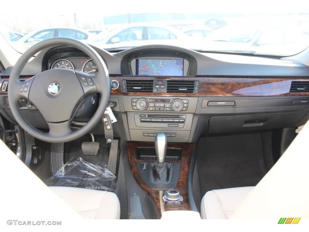 2010 BMW 3 Series 328i xDrive Sedan Oyster/Black Dakota Leather Dashboard Photo #77223415