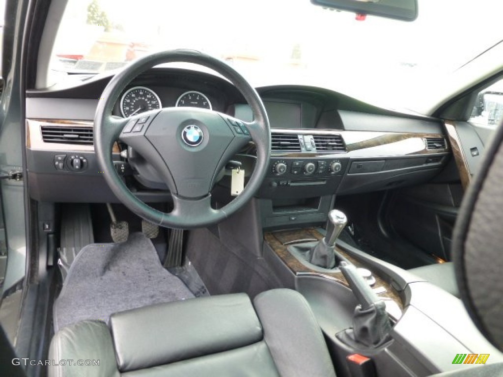 Black Interior 2004 BMW 5 Series 530i Sedan Photo #77224754