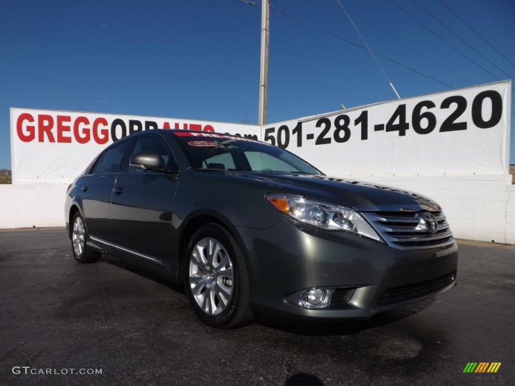 Cypress Green Pearl Toyota Avalon