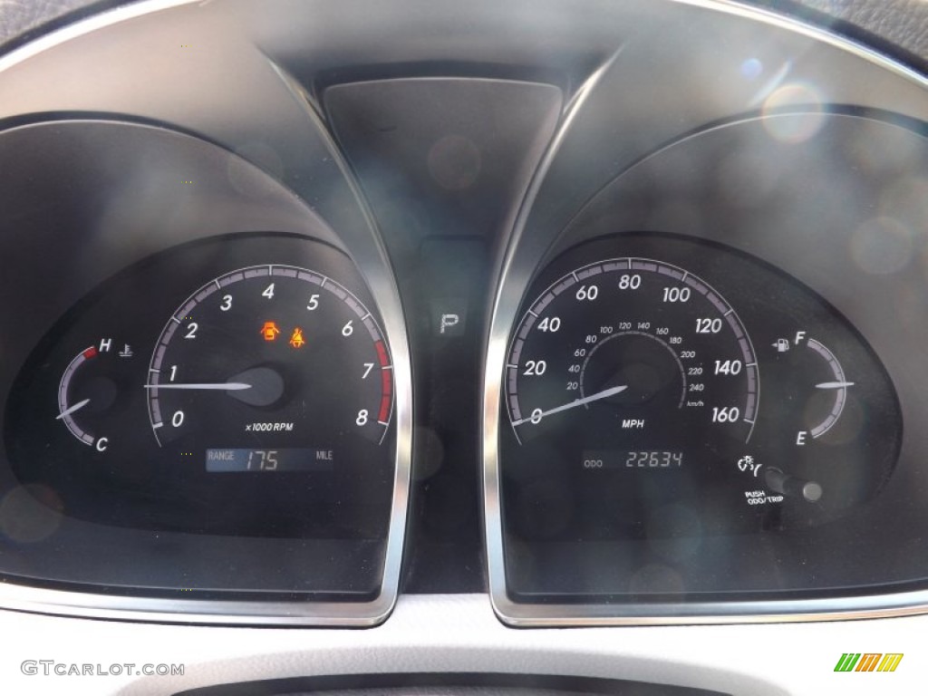 2011 Avalon  - Cypress Green Pearl / Light Gray photo #13