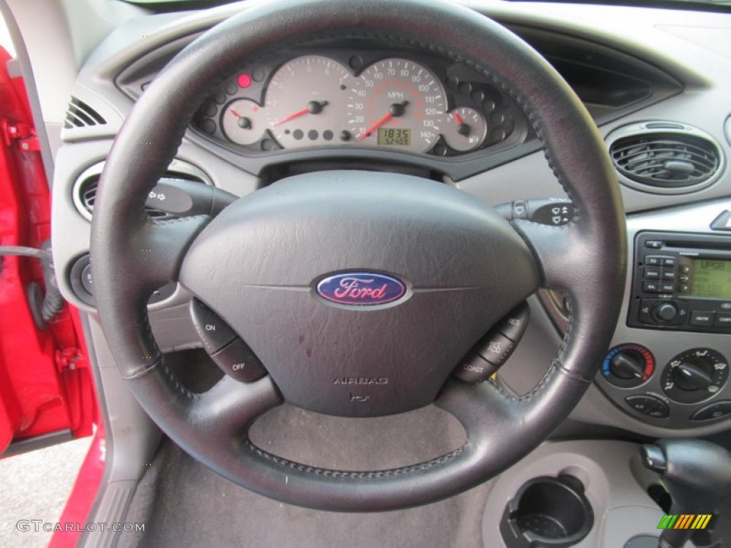 2003 Ford Focus ZX5 Hatchback Medium Graphite Steering Wheel Photo #77227412