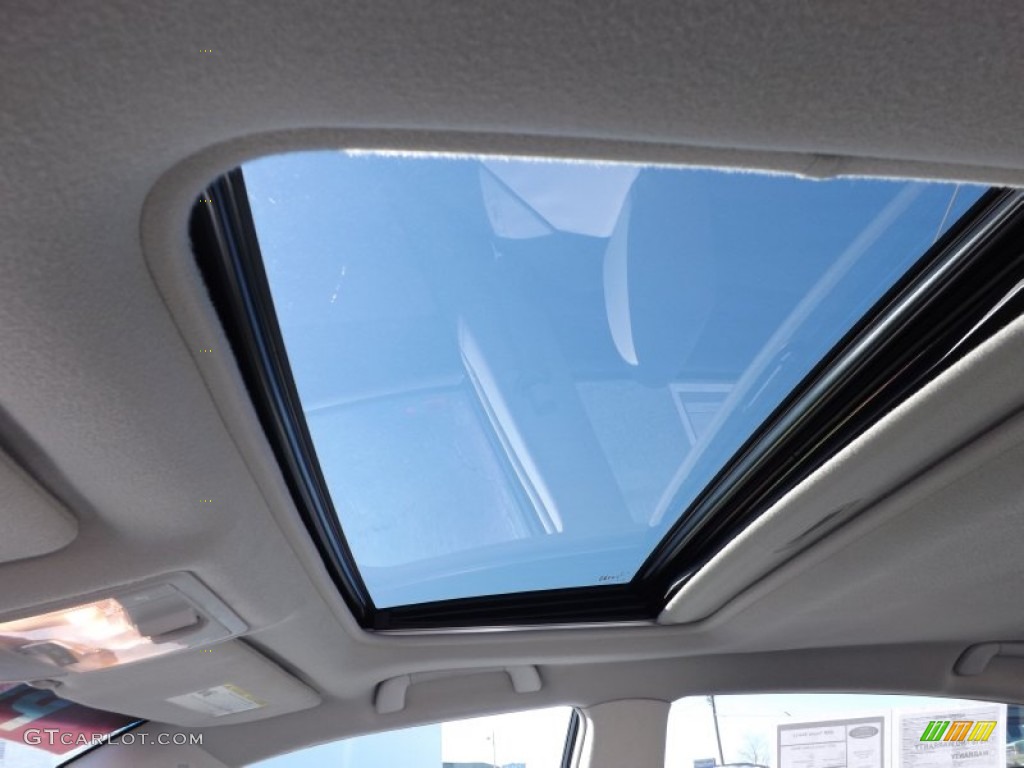 2011 Avalon  - Cypress Green Pearl / Light Gray photo #18