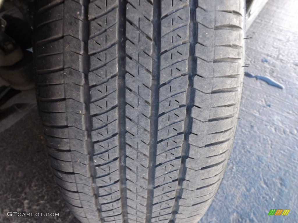 2011 Avalon  - Cypress Green Pearl / Light Gray photo #21