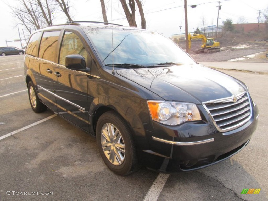 Blackberry Pearl 2010 Chrysler Town & Country Touring Exterior Photo #77227691
