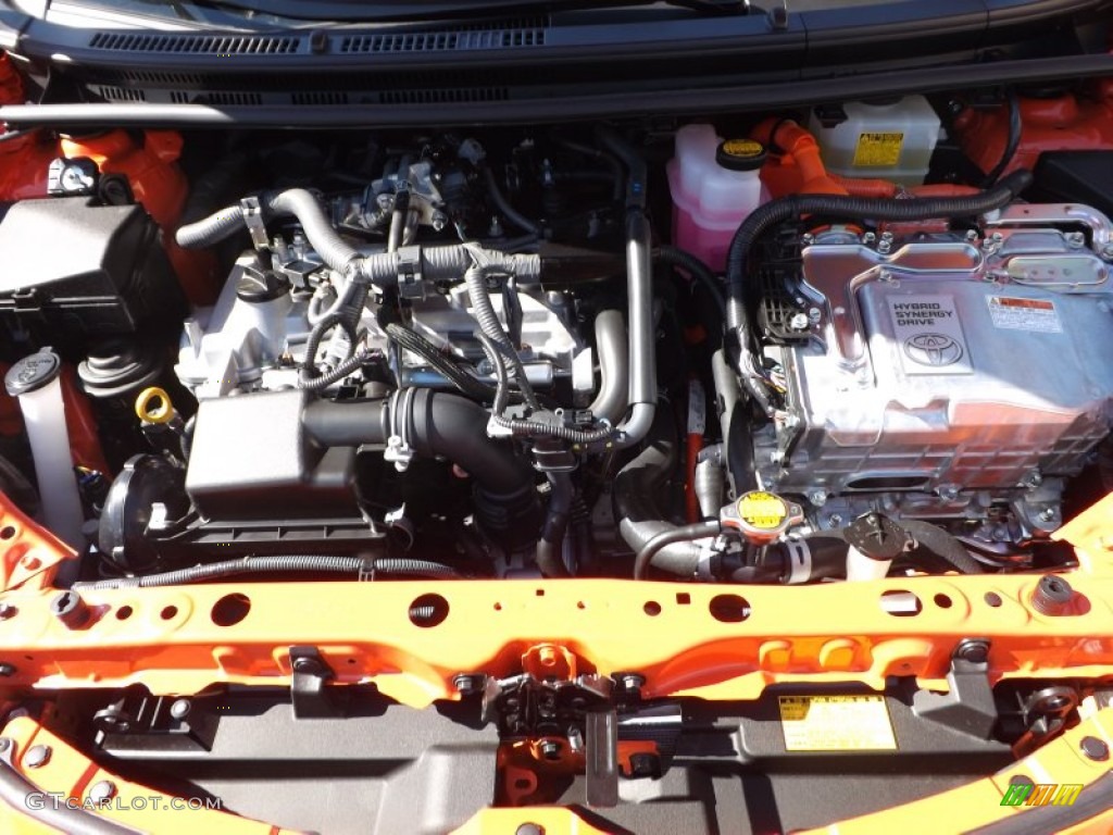 2013 Toyota Prius c Hybrid Two 1.5 Liter DOHC 16-Valve VVT-i 4 Cylinder Gasoline/Electric Hybrid Engine Photo #77230571
