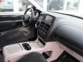 Dark Charcoal Pearl - Grand Caravan SXT Photo No. 36