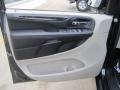 Dark Charcoal Pearl - Grand Caravan SXT Photo No. 25
