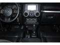 Black - Wrangler Unlimited Sahara 4x4 Photo No. 35