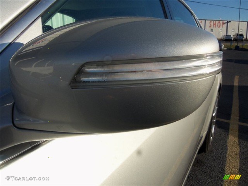 2012 Equus Signature - Platinum Metallic / Jet Black photo #4