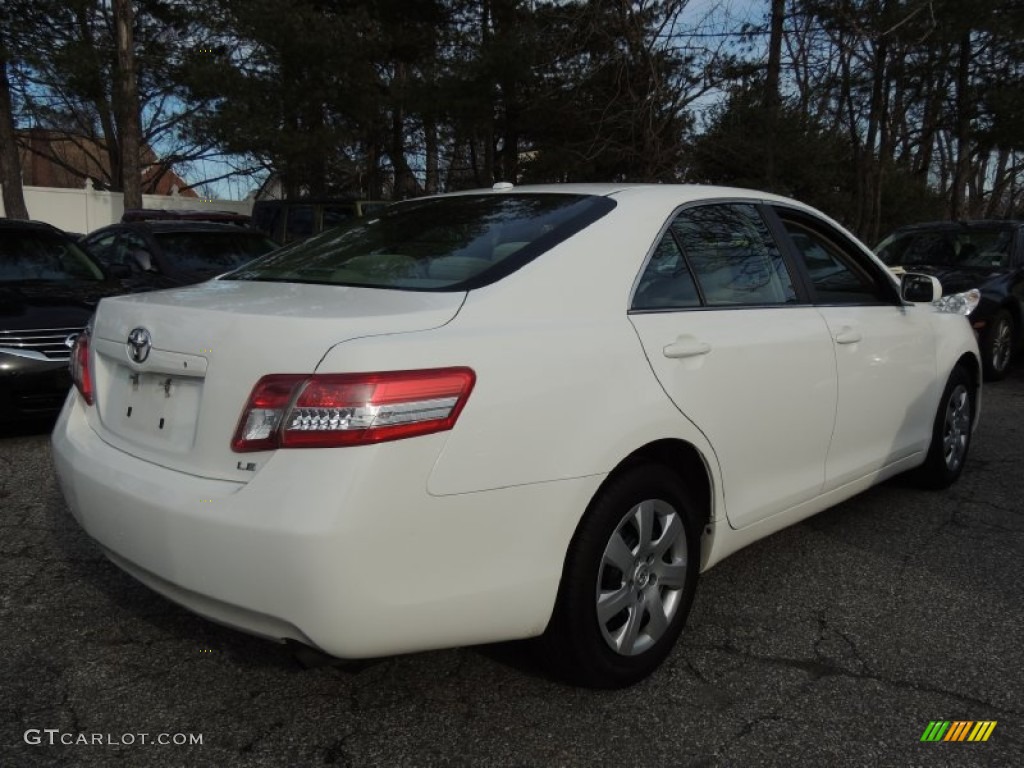 Super White 2011 Toyota Camry LE Exterior Photo #77233454