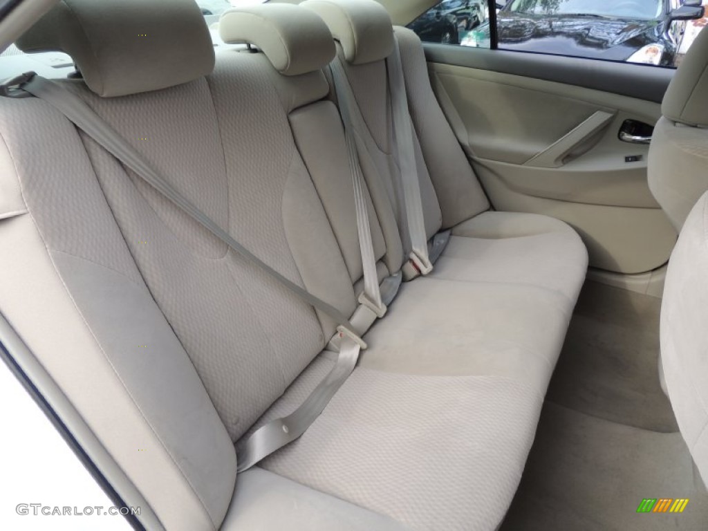 Bisque Interior 2011 Toyota Camry LE Photo #77233836