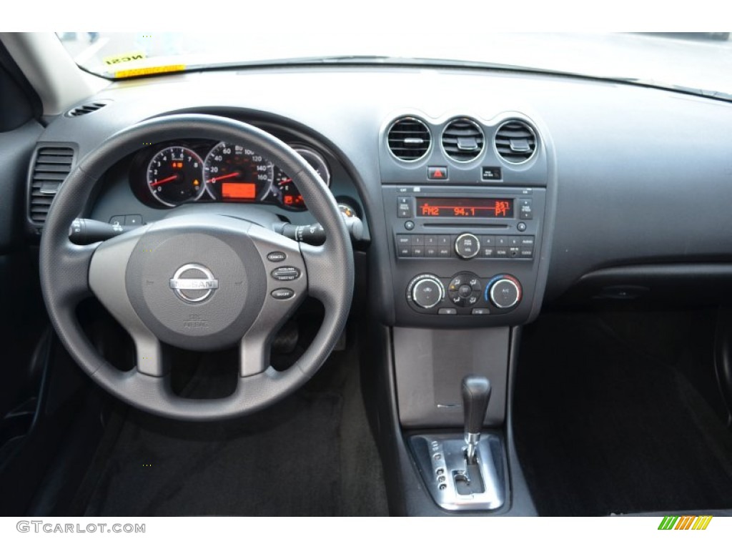 2011 Nissan Altima 2.5 S Charcoal Dashboard Photo #77234824