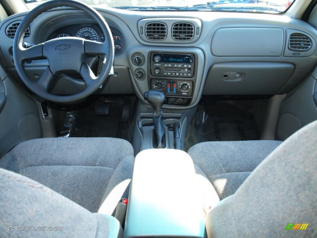 2004 Chevrolet TrailBlazer LT 4x4 Dark Pewter Dashboard Photo #77235410