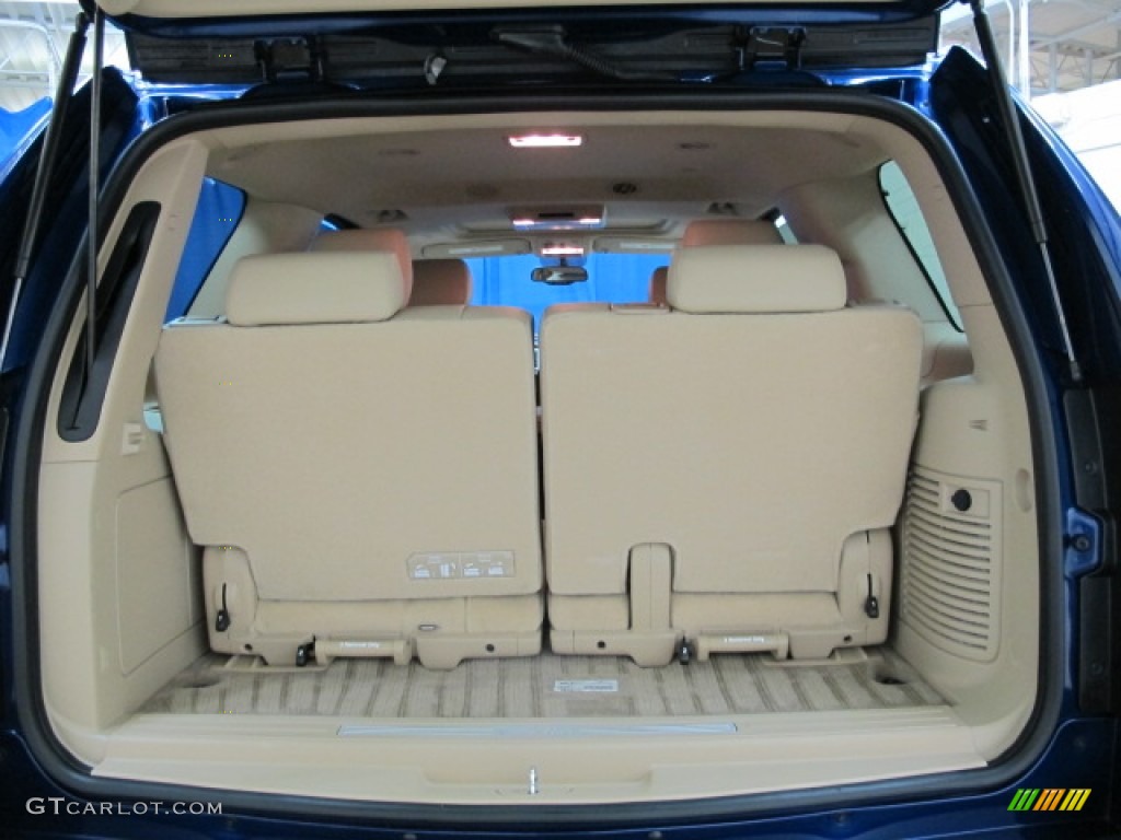 2012 Cadillac Escalade Premium AWD Trunk Photos
