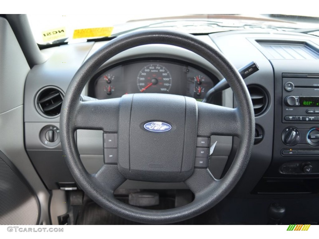 2005 F150 STX SuperCab 4x4 - Black / Medium Flint Grey photo #21