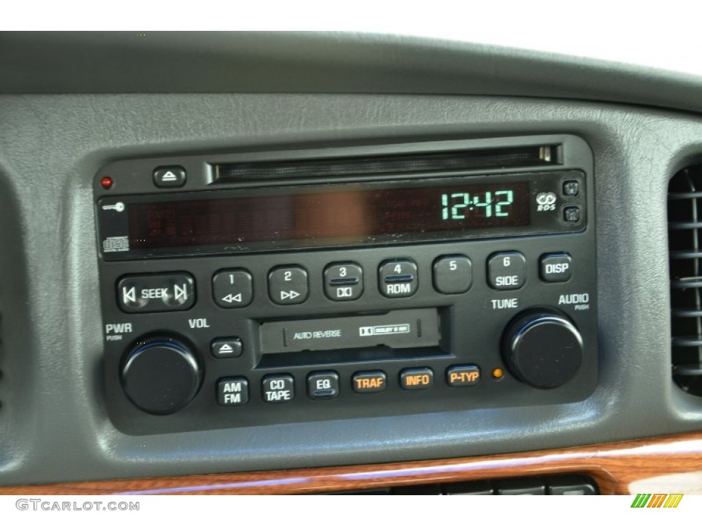2002 Buick LeSabre Custom Audio System Photo #77236529