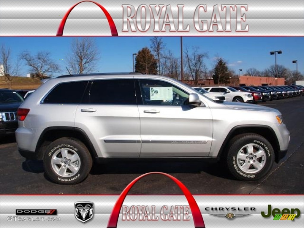 2013 Grand Cherokee Laredo 4x4 - Bright Silver Metallic / Black photo #1