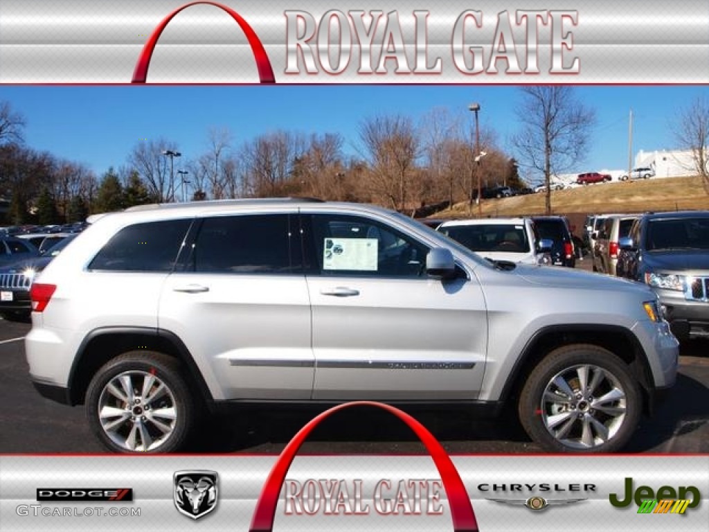 2013 Grand Cherokee Laredo 4x4 - Bright Silver Metallic / Black photo #1