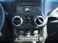 Black - Wrangler Unlimited Sahara 4x4 Photo No. 6