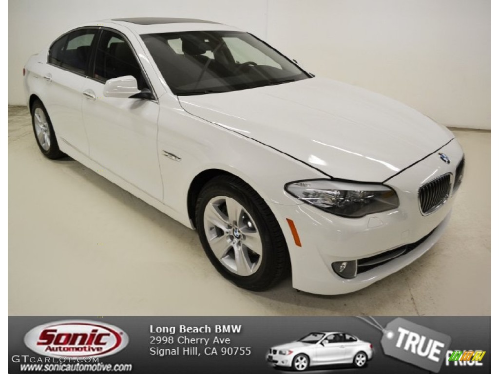 2013 5 Series 528i Sedan - Alpine White / Black photo #1